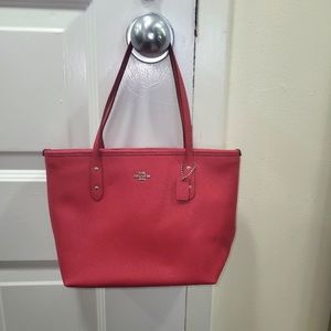 Coach MINI City Zip Tote